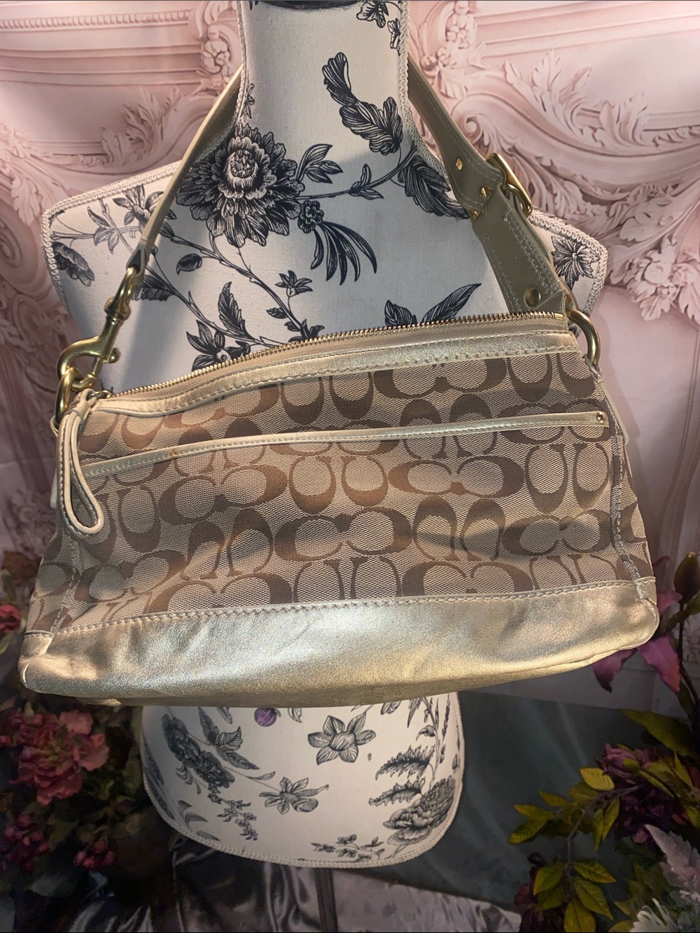 Coach Signature Canvas Shoulder Bag in Beige with Gold Hardware - Picture 6 of 6